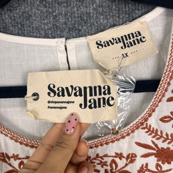 NEW Savanna Jane Embroidered Lace Trim White Cotton Boho Tunic Top Plus Size 1X - Picture 8 of 9